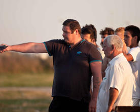 Mange tes morts tu ne diras point de Jean-Charles Hue